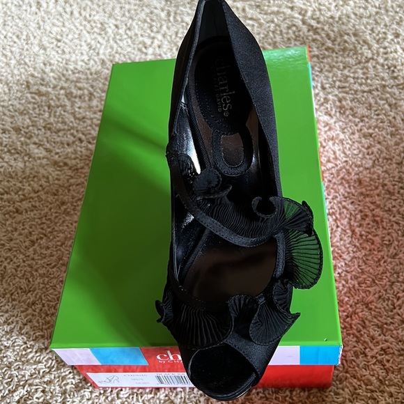 Charles David black satin pumps - Picture 3 of 9